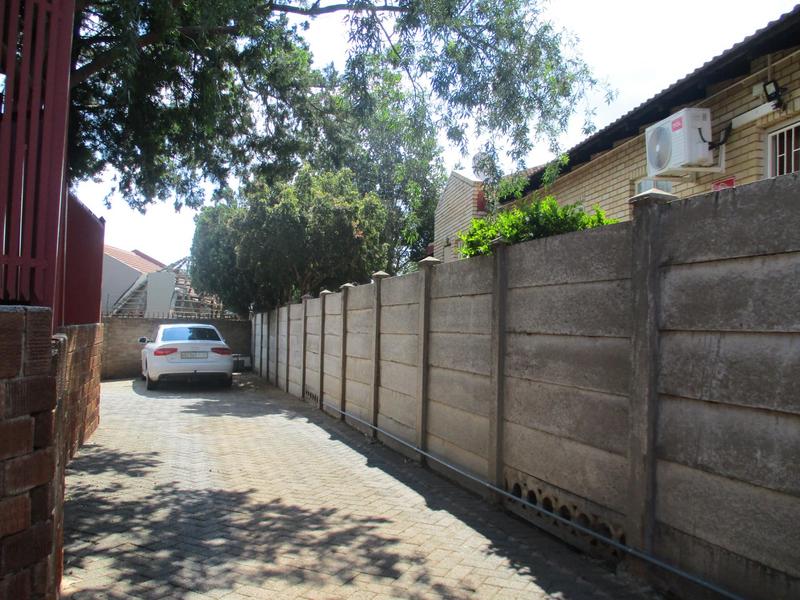 4 Bedroom Property for Sale in Langenhovenpark Free State